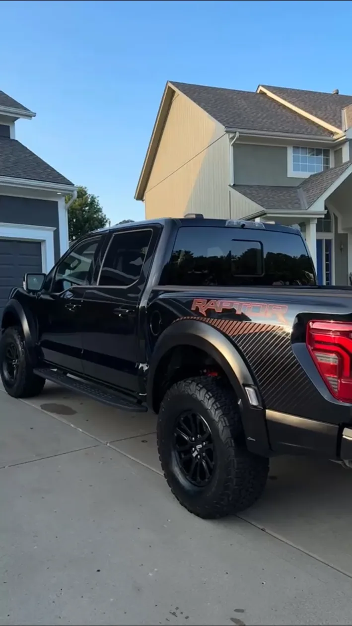Clean Ford Raptor after detailing