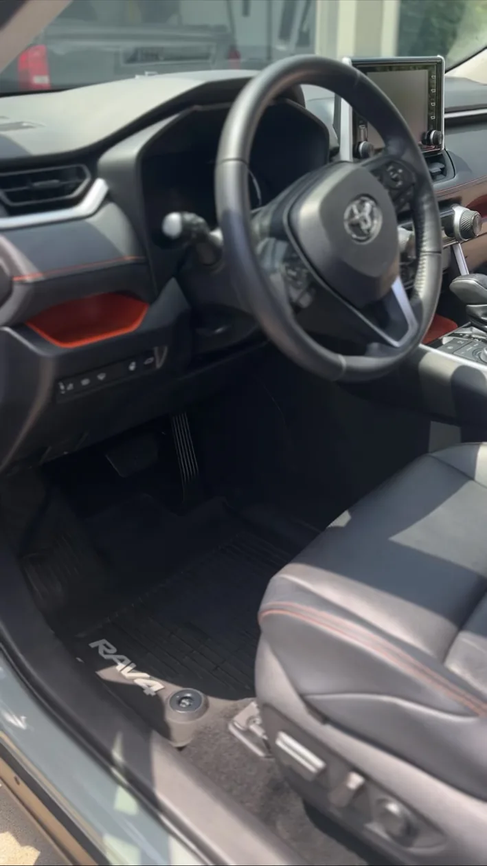 Clean RAV4 interior after detailing